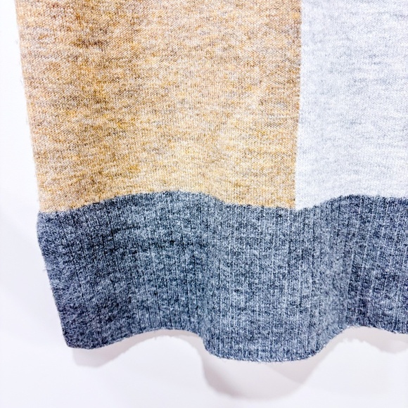 REITMANS – Grey & brown colorblock turtleneck knit sweater | Cozy | Medium * - Picture 6 of 9